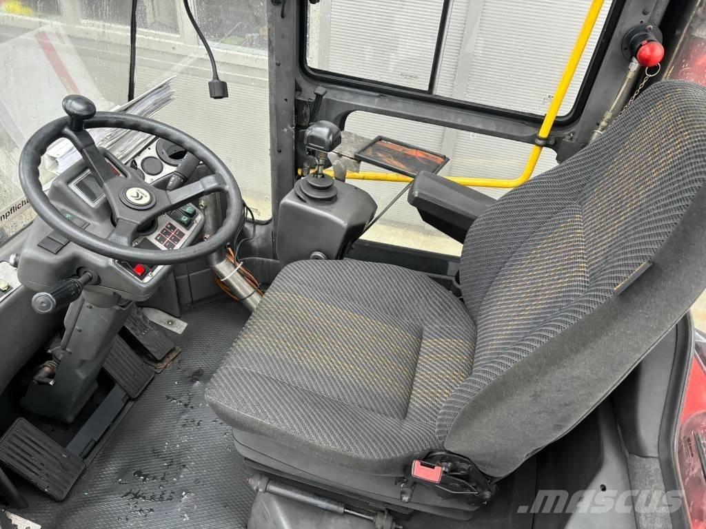 Kalmar DCE 80-9 Дизелови камиони