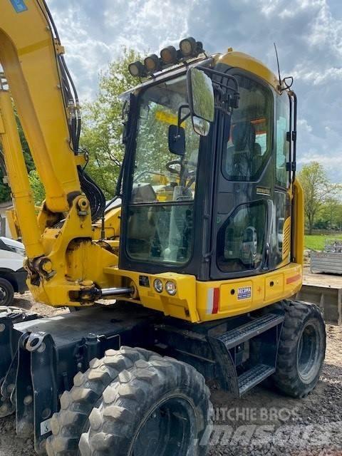 Komatsu PW98MR-11 Колесни екскаватори