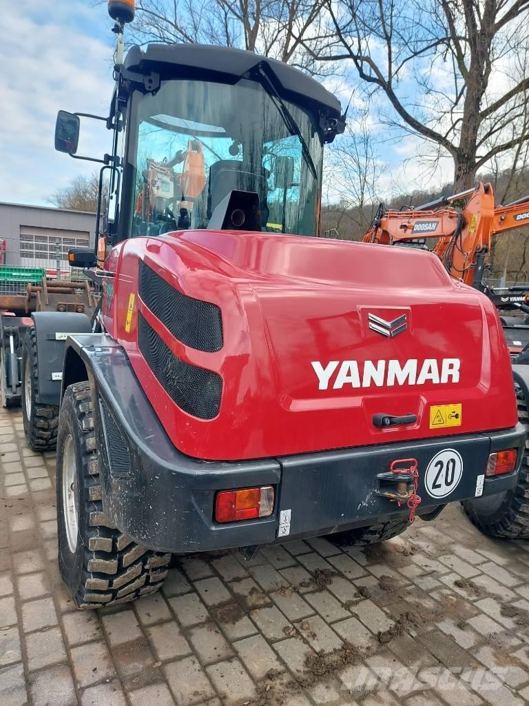 Yanmar V 100 Колесни товарачи