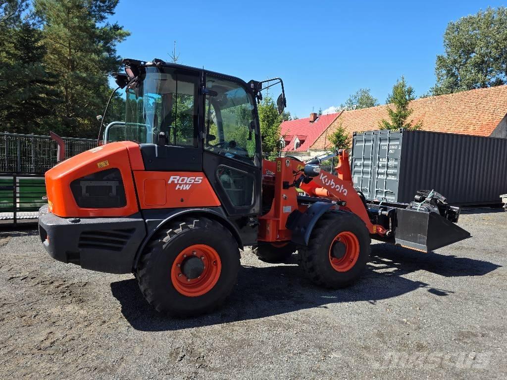Kubota R 065 Колесни товарачи