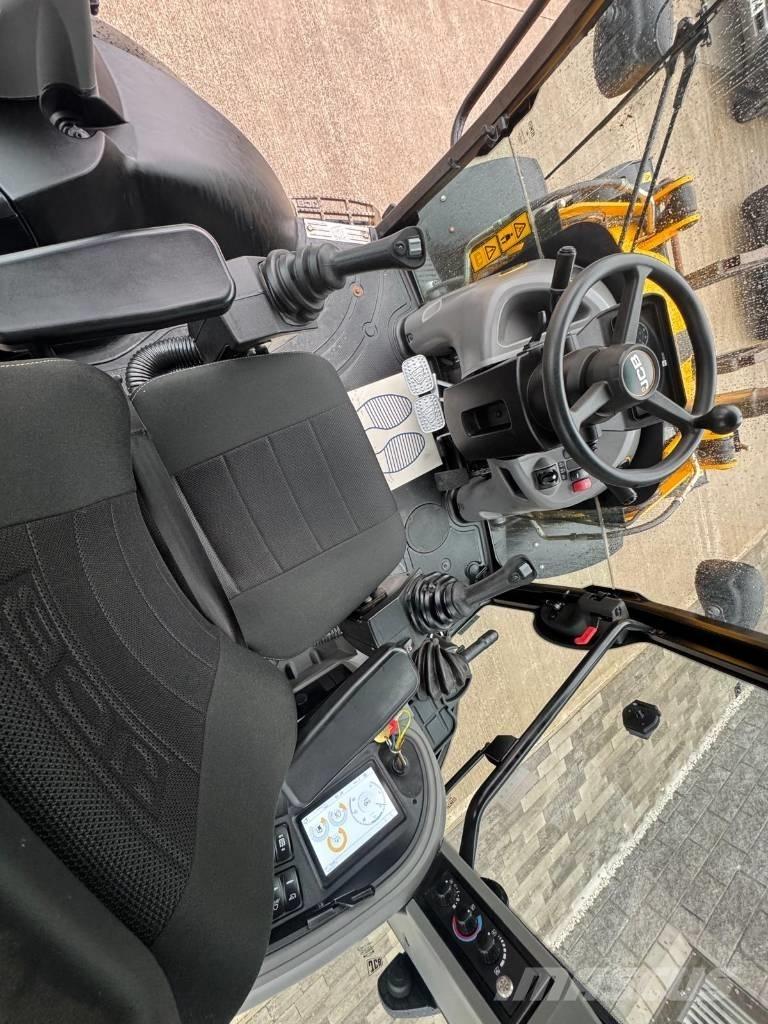 JCB 3 CX 14 Товарач със заден ексватор