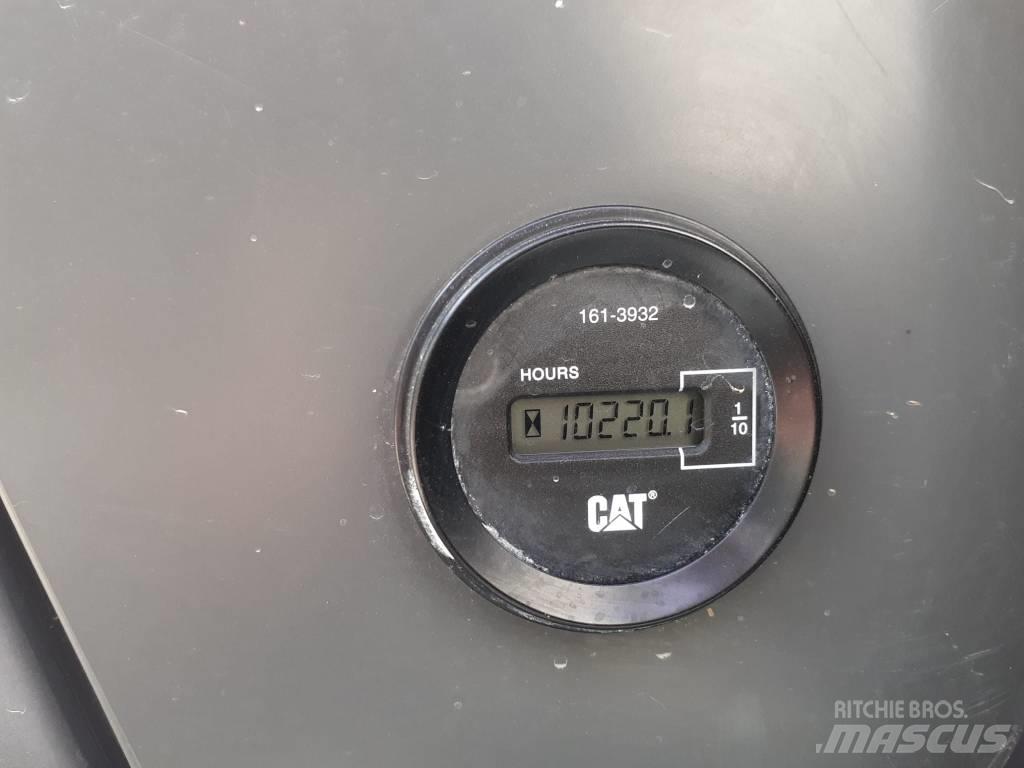 CAT 319 D L Верижен екскаватор