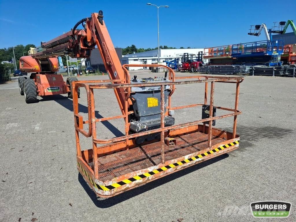 JLG 1350SJP Телескопични повдигачи

