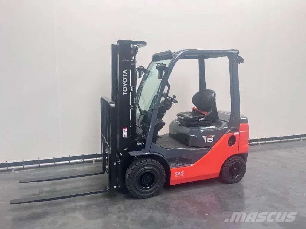 Toyota 42-8 FDF 18 Дизелови камиони