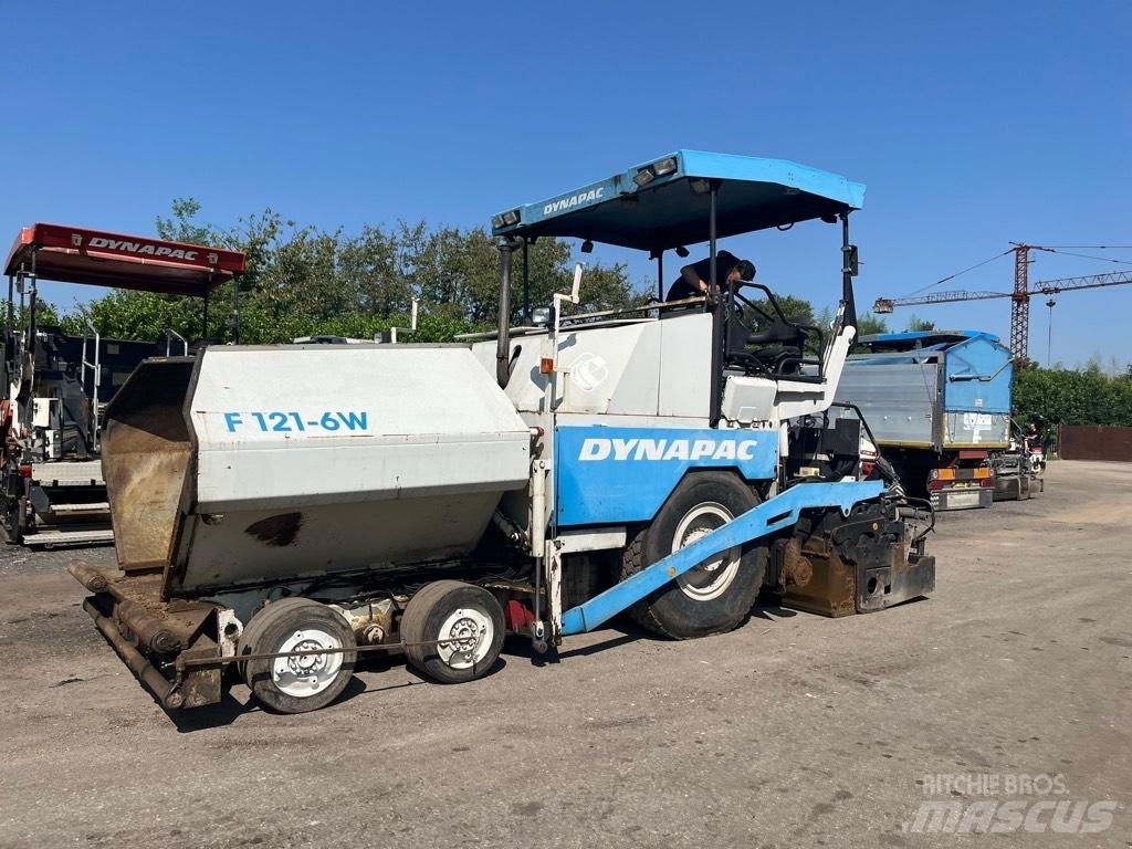 Dynapac F 121-6W Машини за асфалт