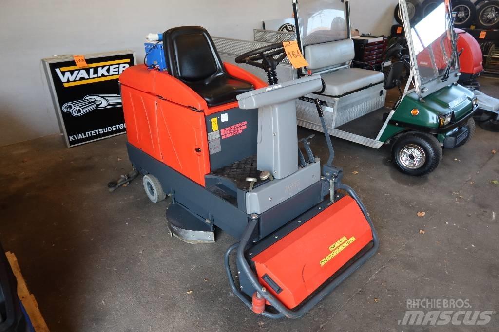 Hako B 910 Комунални съоражения