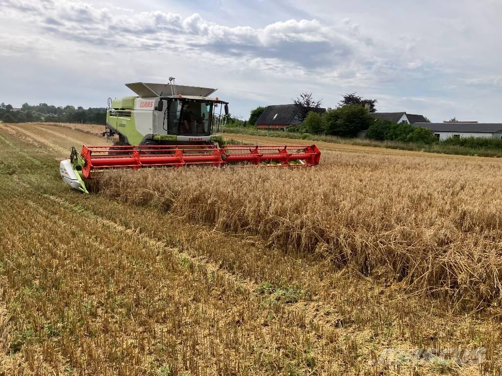 CLAAS Lexion 760 Комбайни