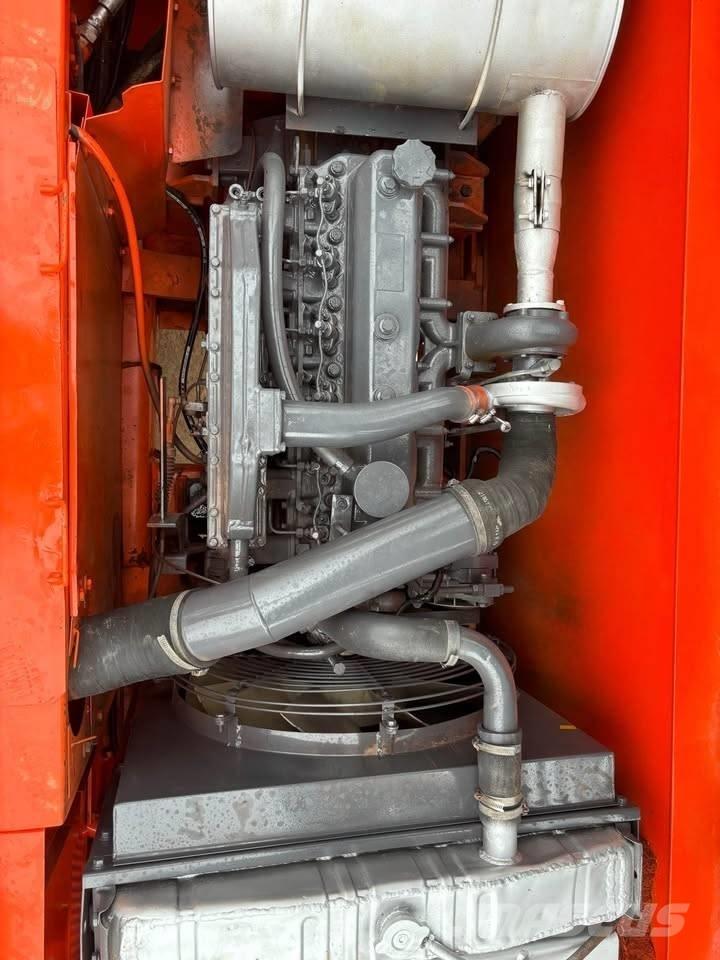 Doosan DX 225 LCA Верижен екскаватор