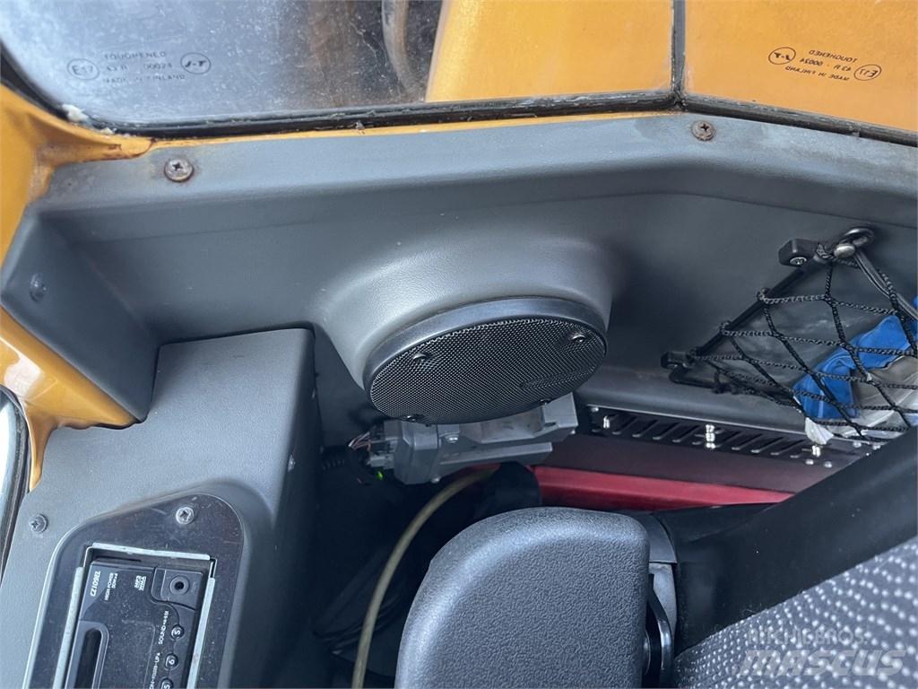 Wille 655C Компактни трактори