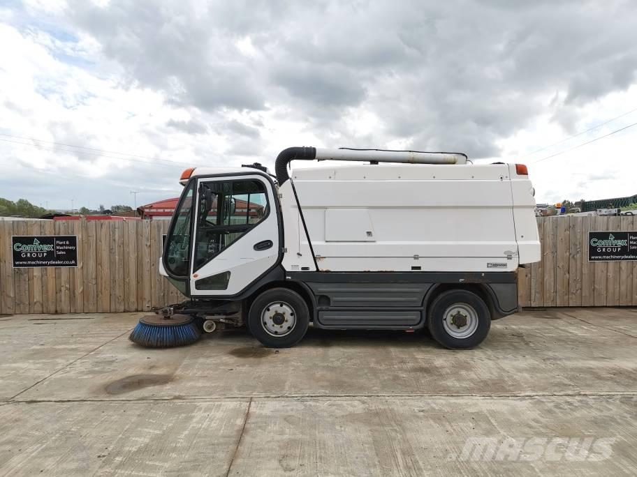 Johnston CX 400 Автоматични метачки с четки