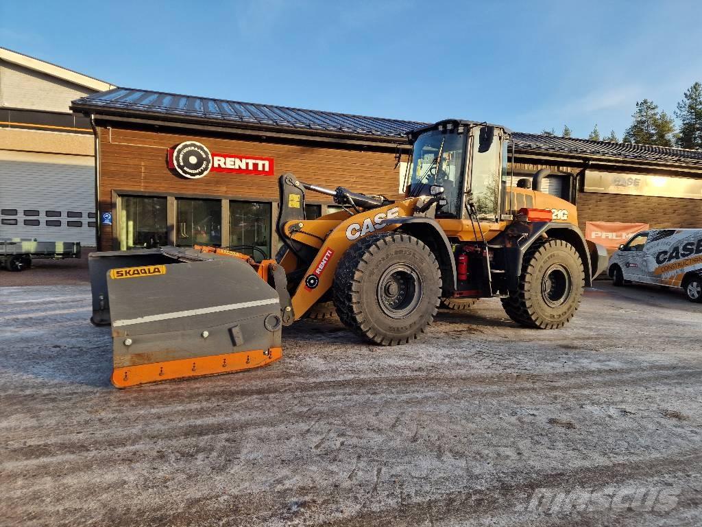 CASE 821 G2 Колесни товарачи