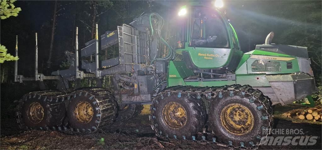 John Deere 1010G Форуардери