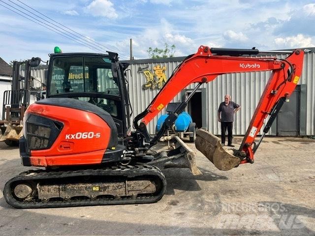 Kubota KX 060-5 Мини екскаватори < 7 т