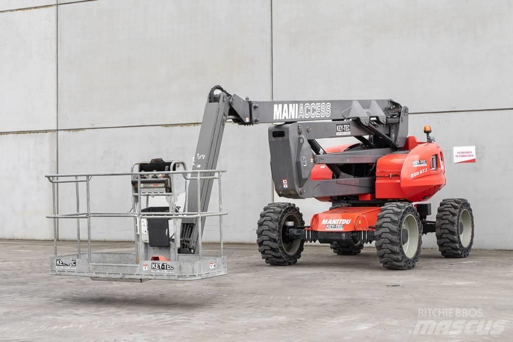 Manitou 200 ATJ Съчленени стрелови подемници