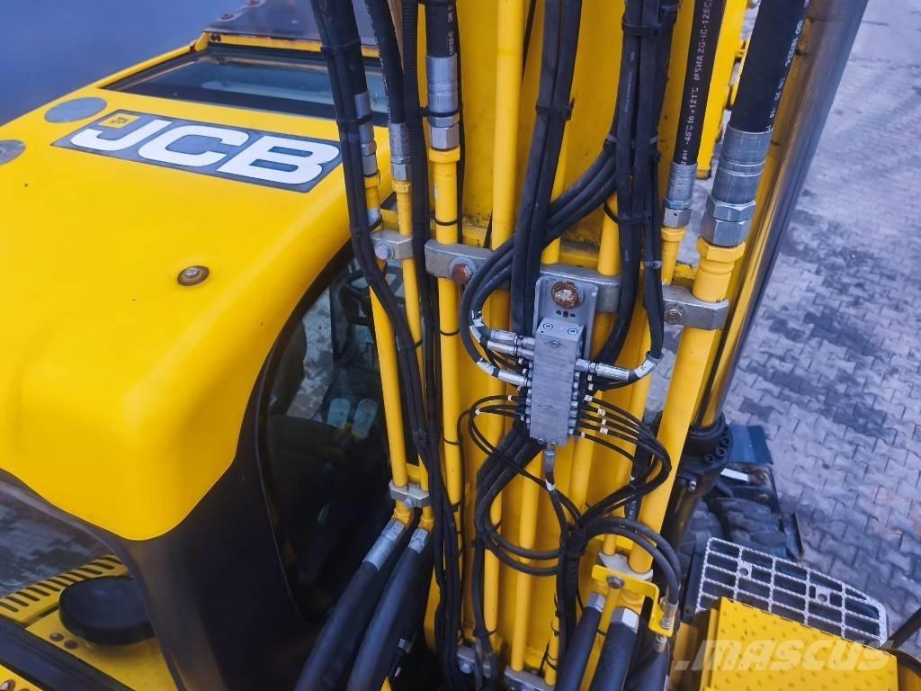 JCB JS 145 W Колесни екскаватори
