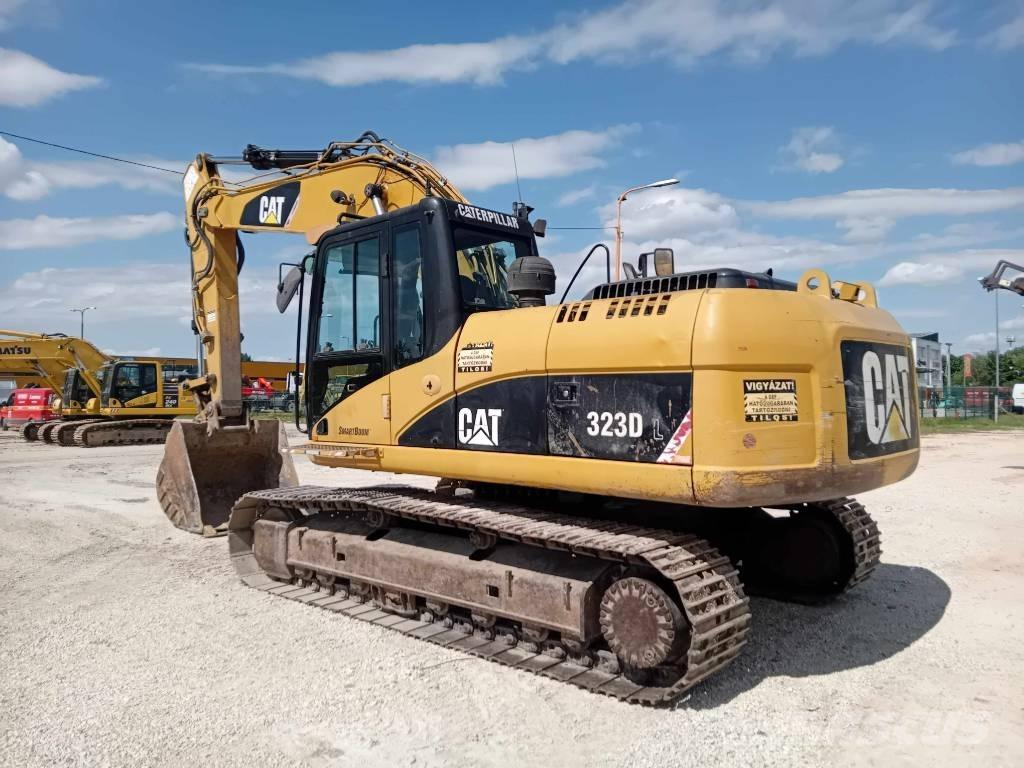CAT 323 D L Верижен екскаватор
