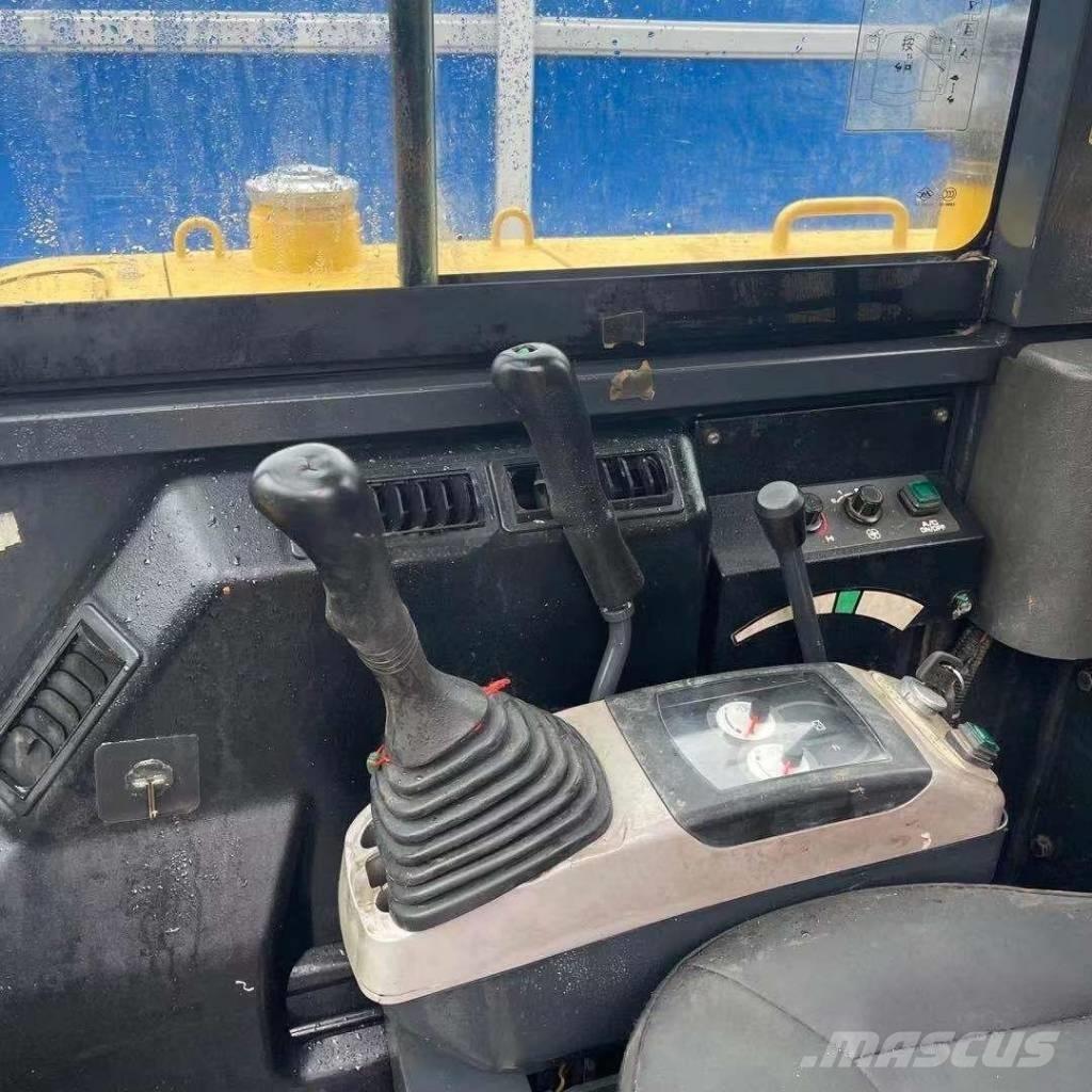 Komatsu PC56-7 Мини екскаватори < 7 т