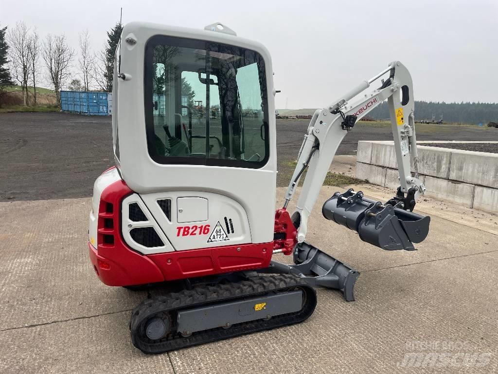 Takeuchi TB 216 Мини екскаватори < 7 т