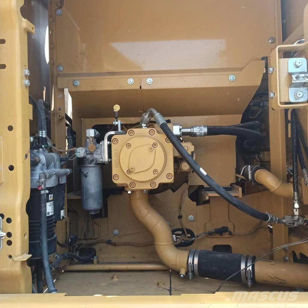 CAT 320 Верижен екскаватор