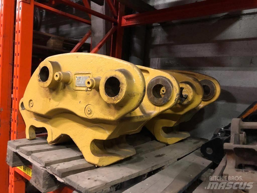CAT 318 quick Hitch Други компоненти
