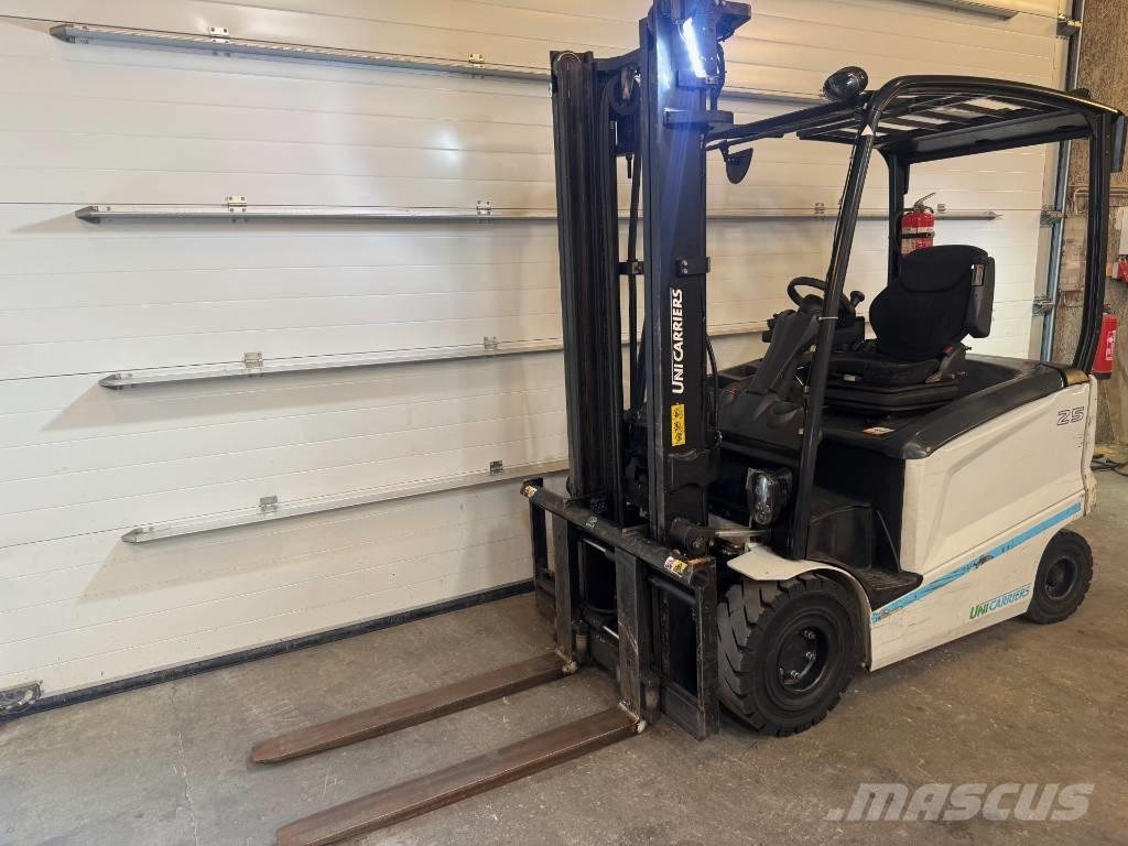 UniCarriers MX 25 Електрически вилични кари-повдигачи