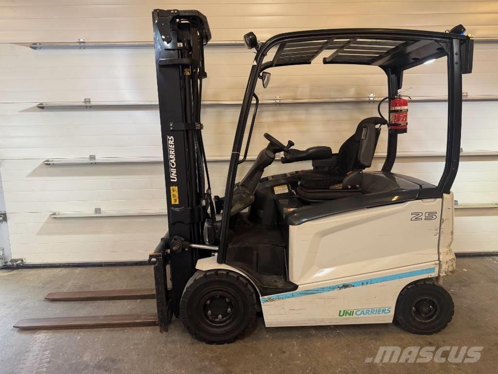 UniCarriers MX 25 Електрически вилични кари-повдигачи