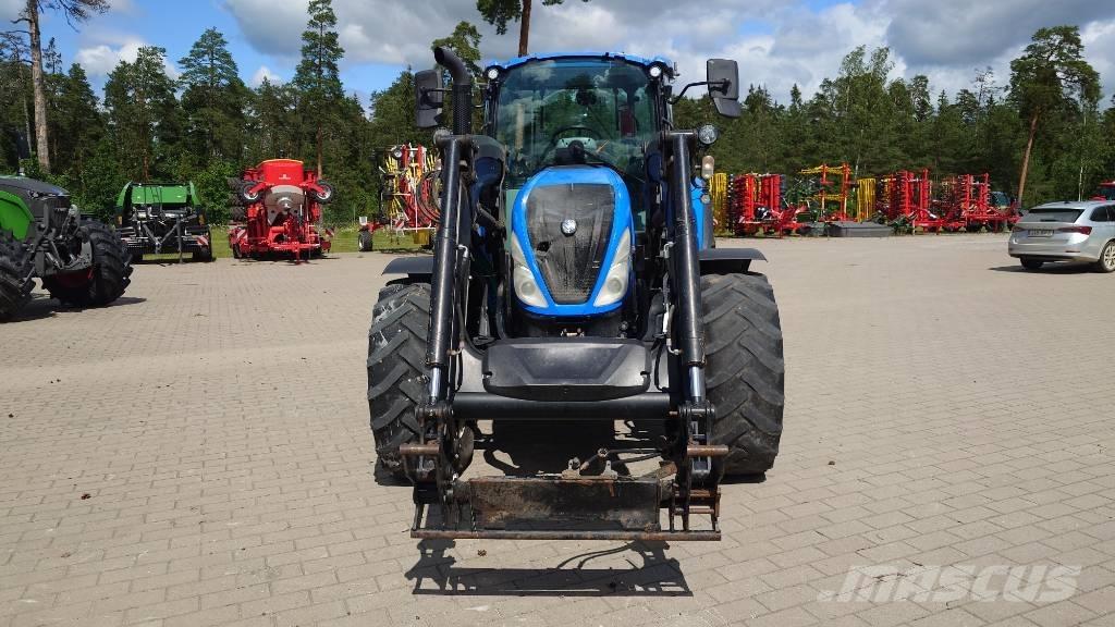 New Holland T 5.120 Трактори