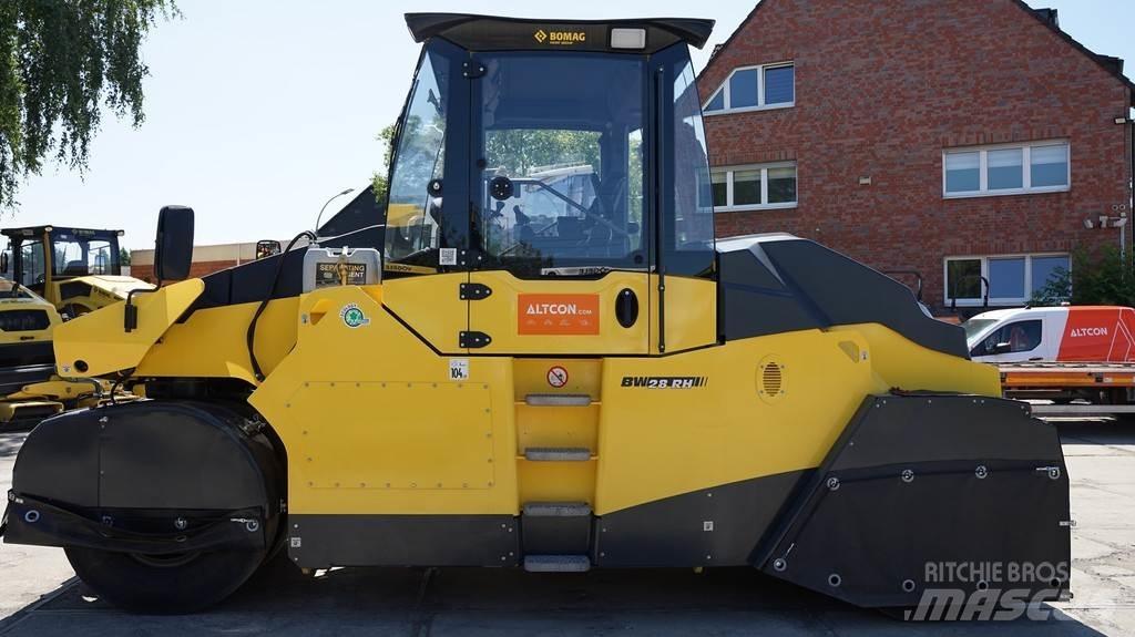 Bomag BW 28 RH Пневматични гумени  ролки
