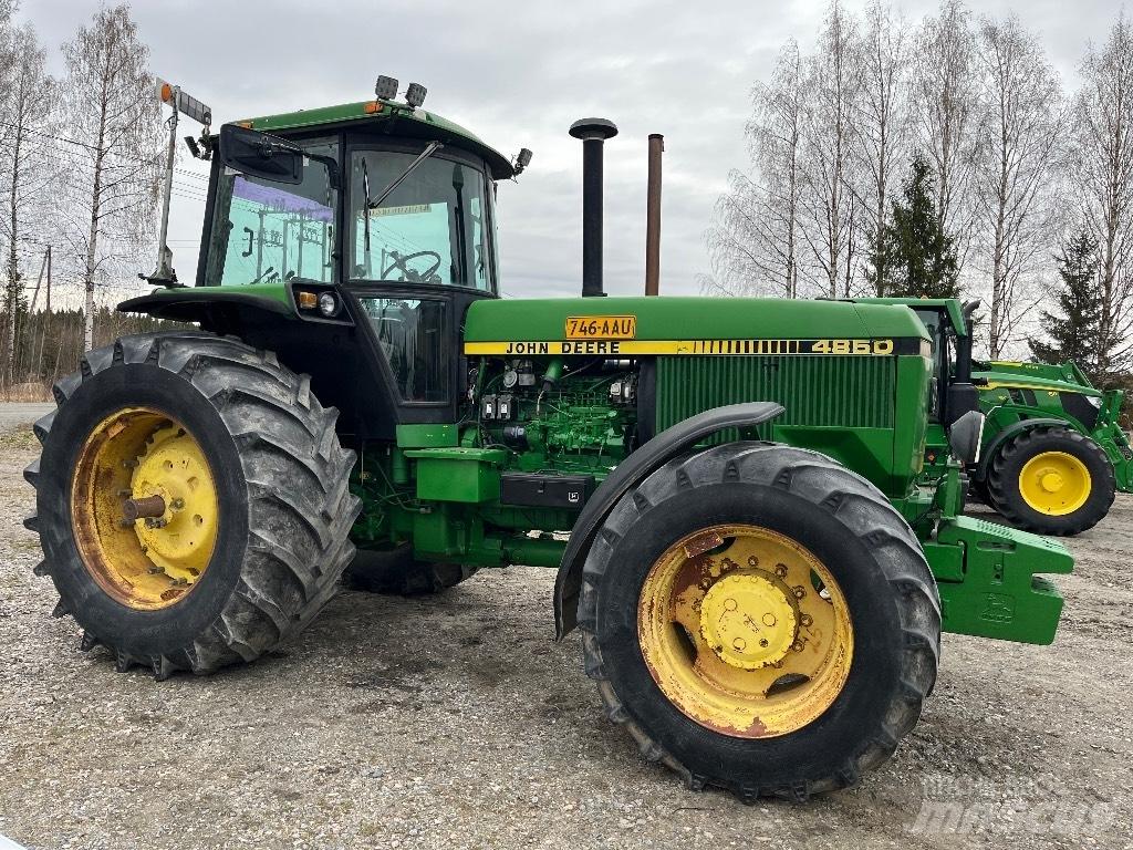 John Deere 4850 Трактори