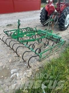 Massey Ferguson 35 Трактори