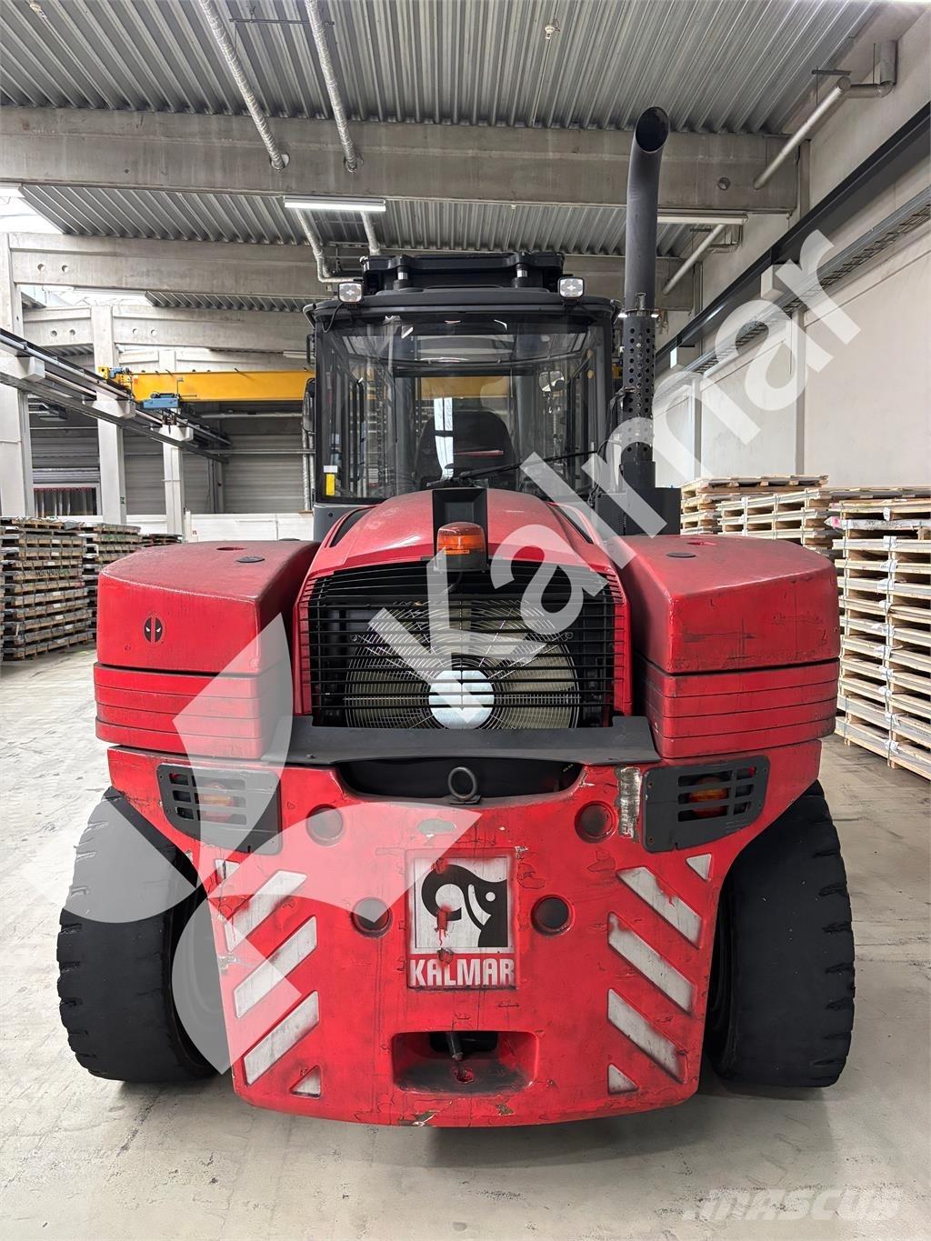 Kalmar DCG150-6 Дизелови камиони