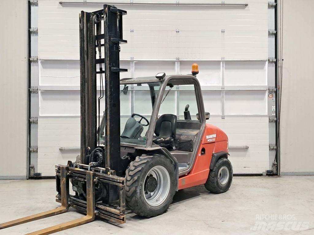Manitou MSI30D Камиони за херавни местности