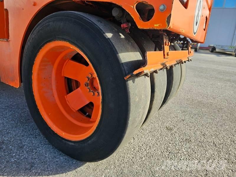 Bomag BW 100 AC-4 Комбинирани ролки
