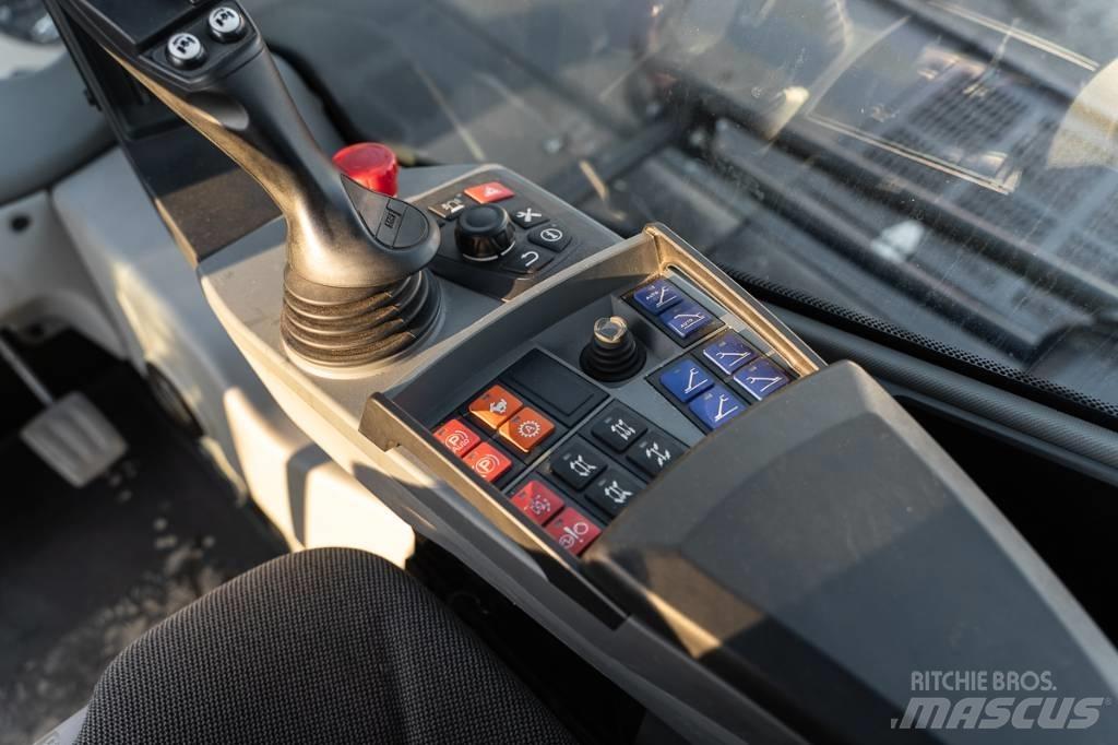 Manitou MRT 2660 Телескопични товарачи