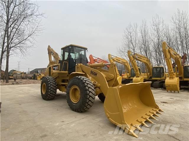CAT 966H Колесни товарачи