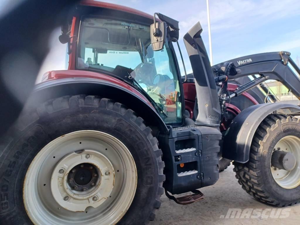Valtra 234 Direct Трактори