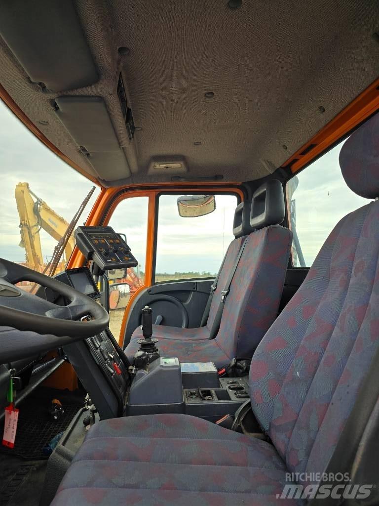 Unimog U300 Комунални съоражения