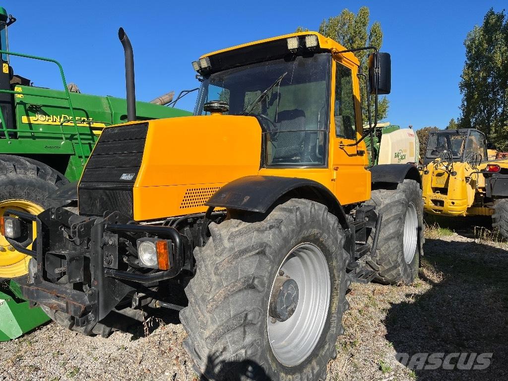 JCB Fastrac 155-65 Трактори
