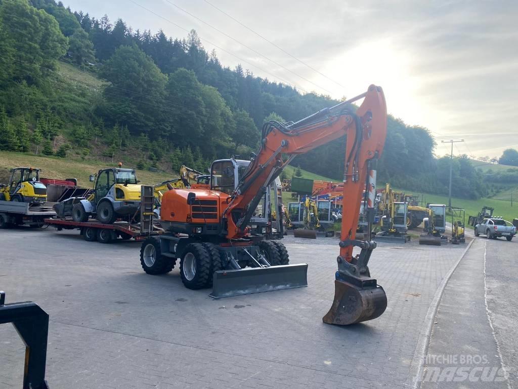 Wacker Neuson 9503 Колесни екскаватори
