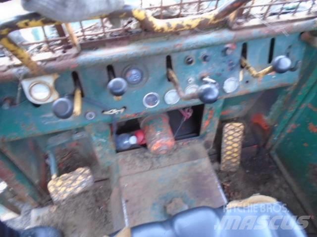 Timberjack 380 Скидери
