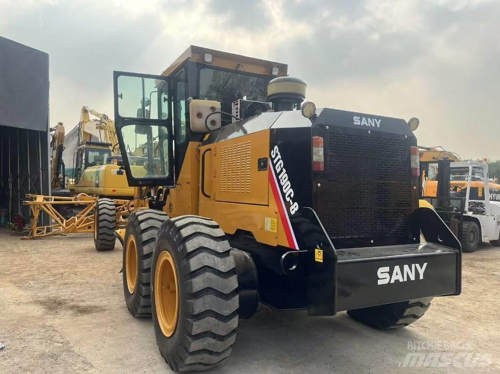 Sany STG 190 C-8S Колесни товарачи