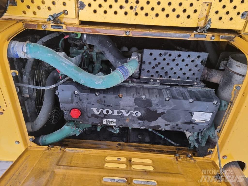 Volvo EC 460 B LC Верижен екскаватор