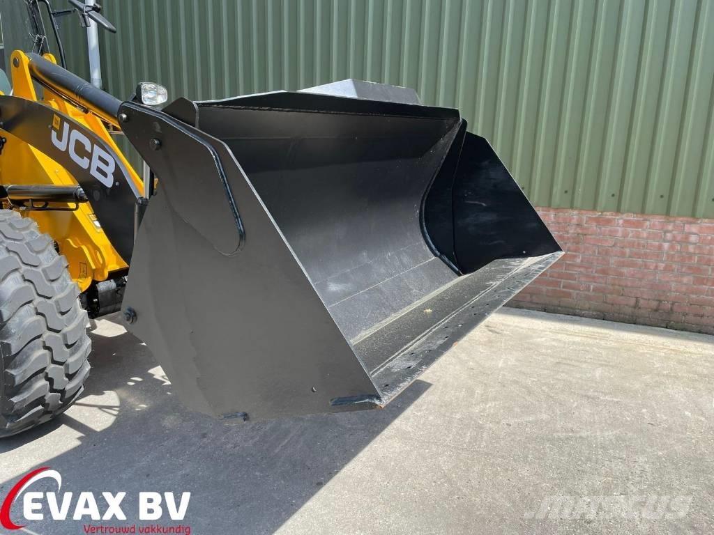  Schepbak 6-1 Bak Кофи