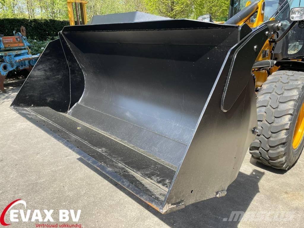  Schepbak 6-1 Bak Кофи