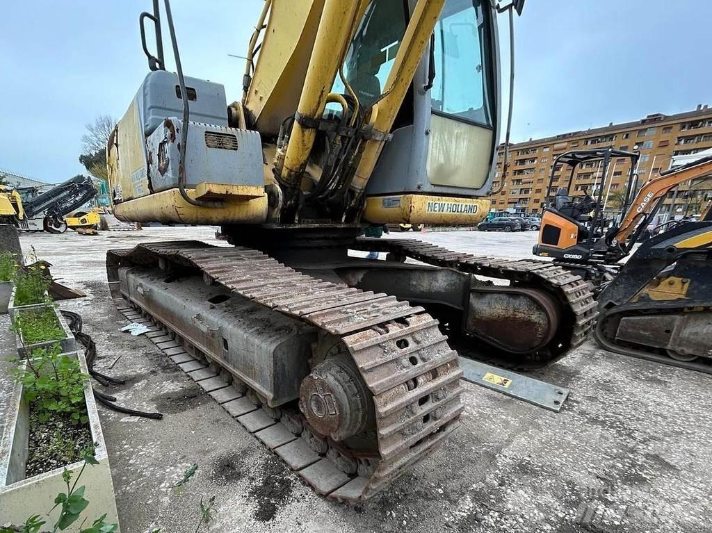 New Holland E215B Специални екскаватори