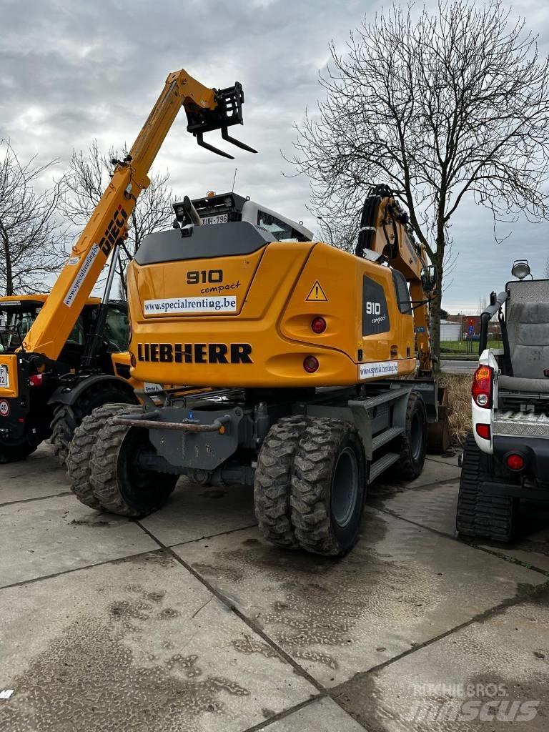 Liebherr 910 Compact Колесни екскаватори