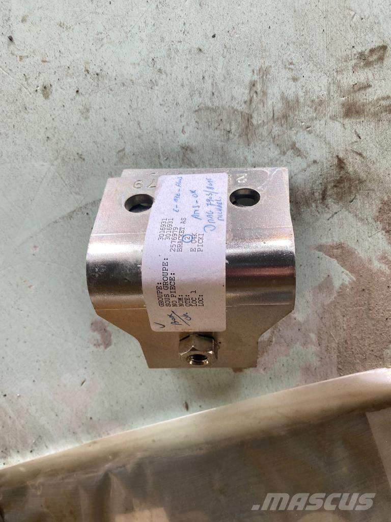 CAT 938 H Колесни товарачи