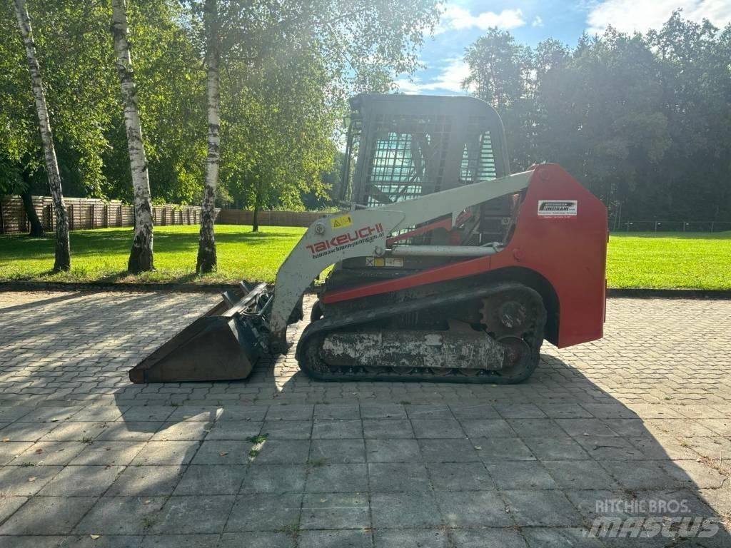 Takeuchi TL 230 Мини товарачи
