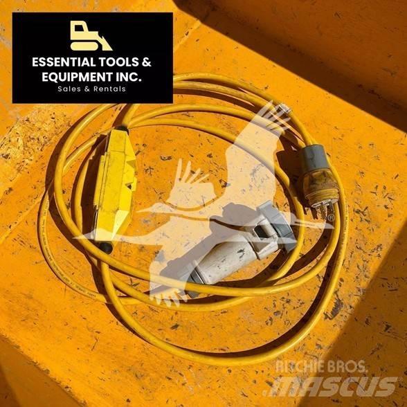JCB HTD5E Странични самосвали