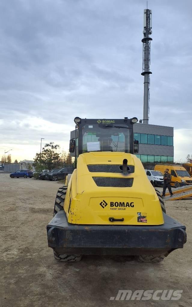 Bomag BW219D5 Пробки